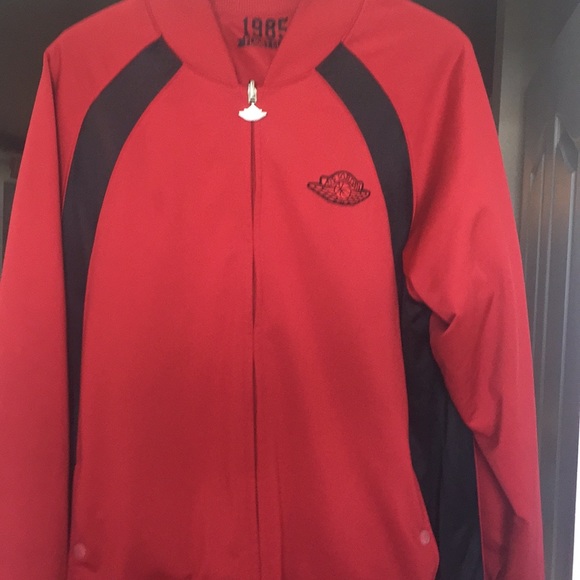 Air Jordan reversible jacket - Picture 2 of 2